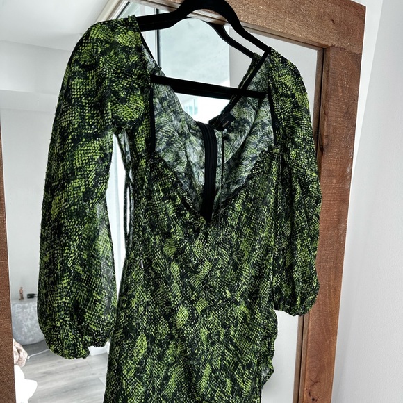 Michael Costello x REVOLVE Lola Mini Dress NWT - Picture 6 of 7